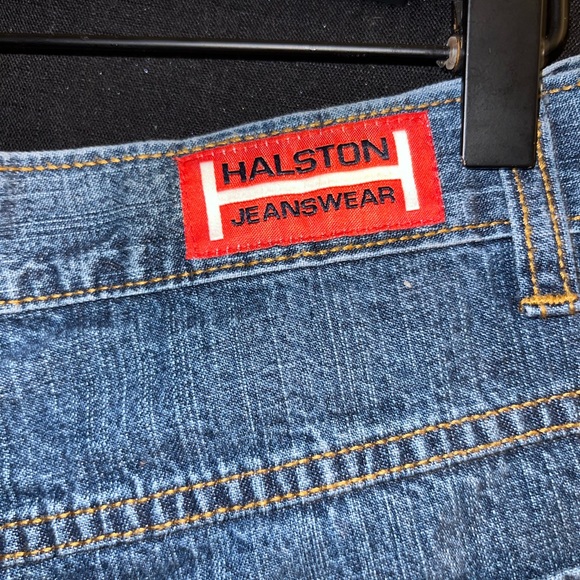 Halston Jean Shorts High Waist - Picture 2 of 5